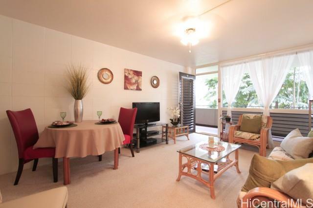 Property Photo:  425 Ena Road 205A  HI 96815 