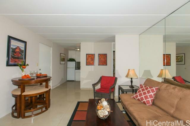 Property Photo:  1936 Wilder Avenue 302  HI 96822 