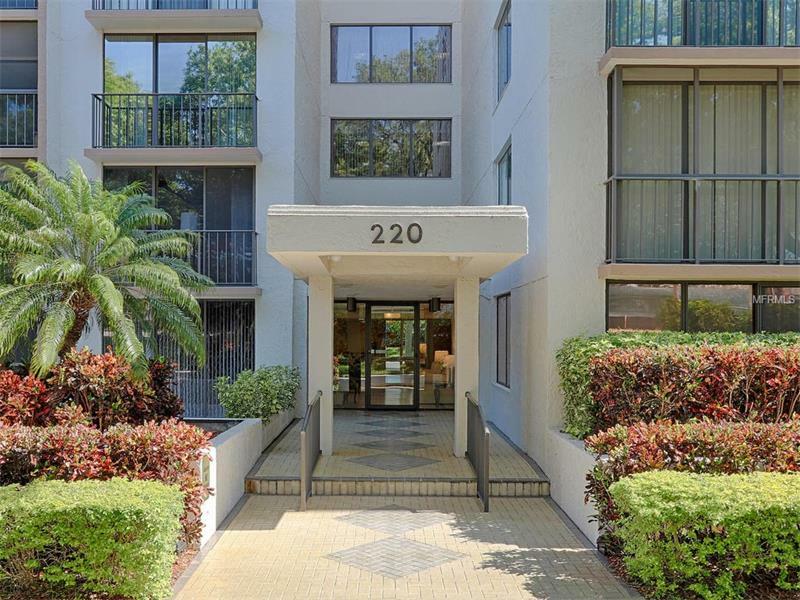 Property Photo:  220 Belleview Boulevard 211  FL 33756 