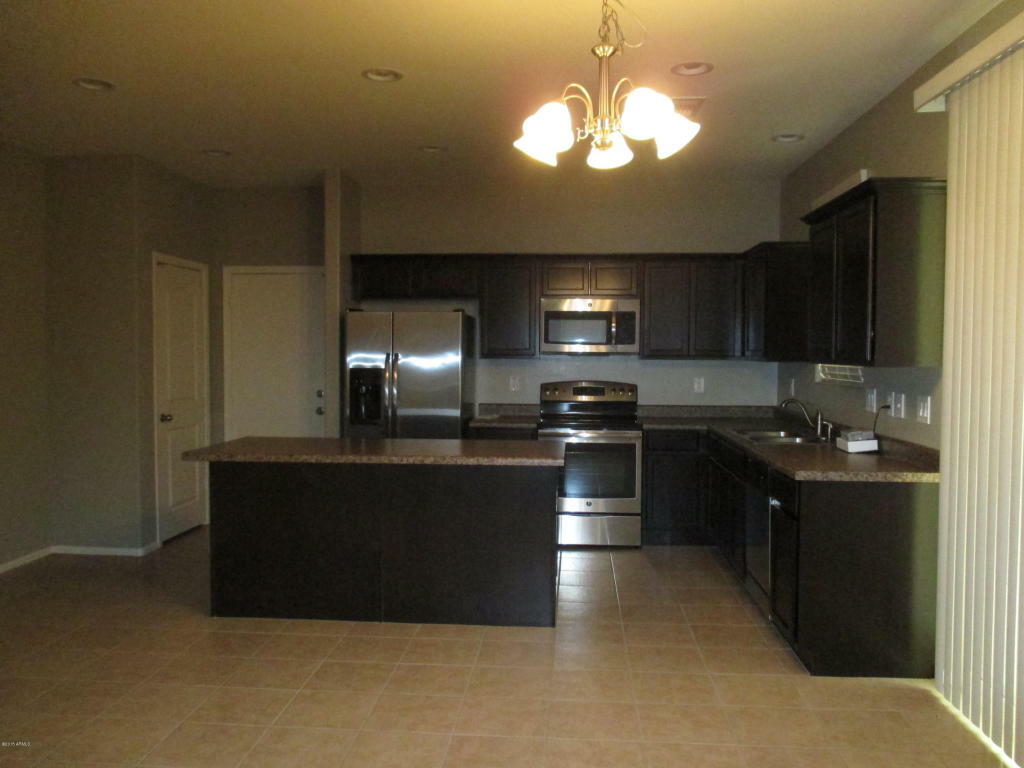 Property Photo:  2136 N 77th Drive  AZ 85035 