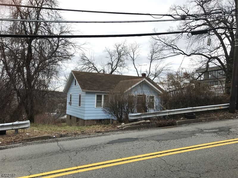 Property Photo:  561 Preakness Ave  NJ 07502 
