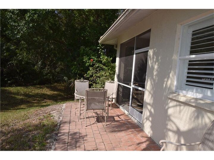 Property Photo: 203 Auburn Woods Circle FL 34292