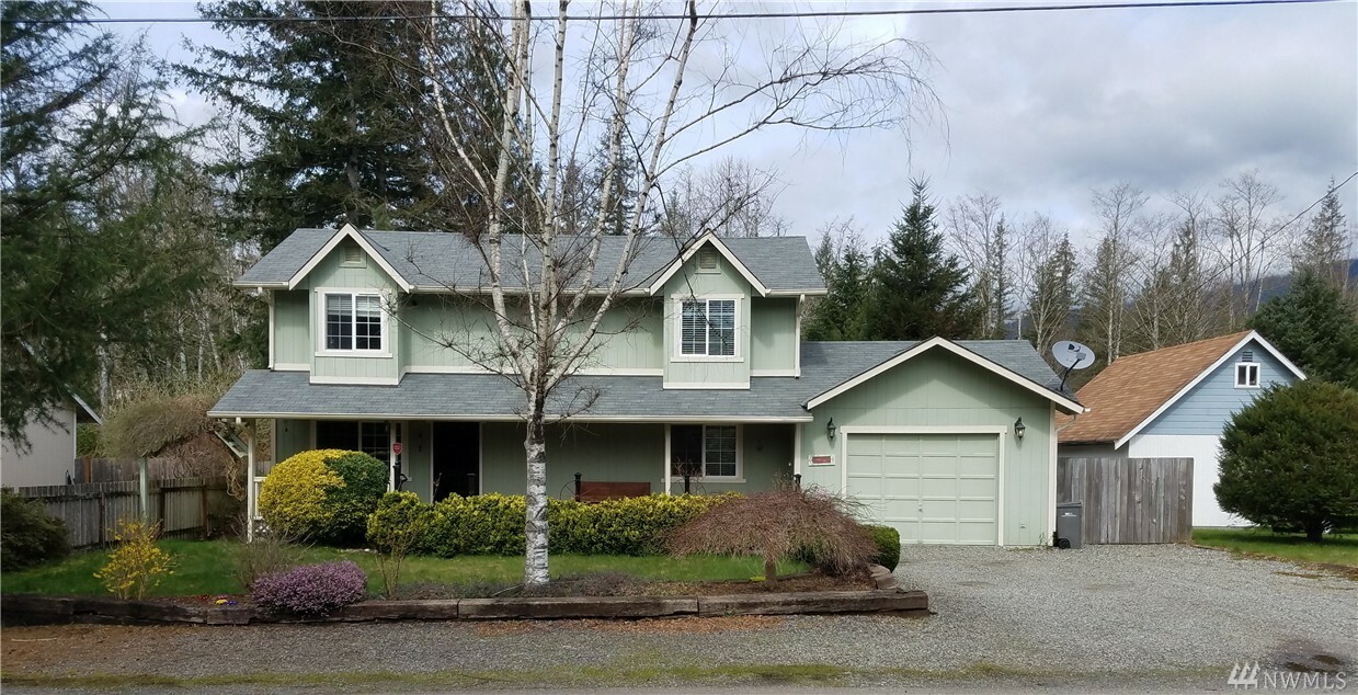 Property Photo:  41313 Nelson Place  WA 98251 