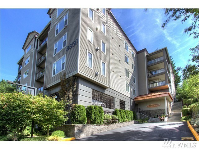 Property Photo:  8850 Redmond Woodinville Rd NE 506  WA 98052 