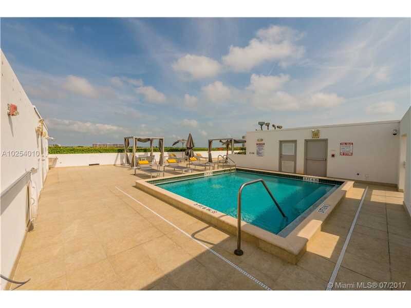 Property Photo:  2803 Coconut Ave 2803  FL 33133 