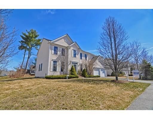 Property Photo:  162 Amberville Rd  MA 01845 