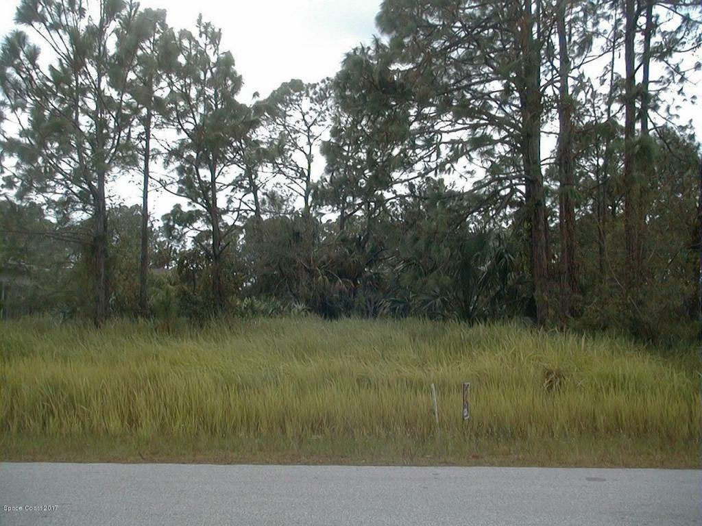 Property Photo:  1581 Wyoming Drive  FL 32909 