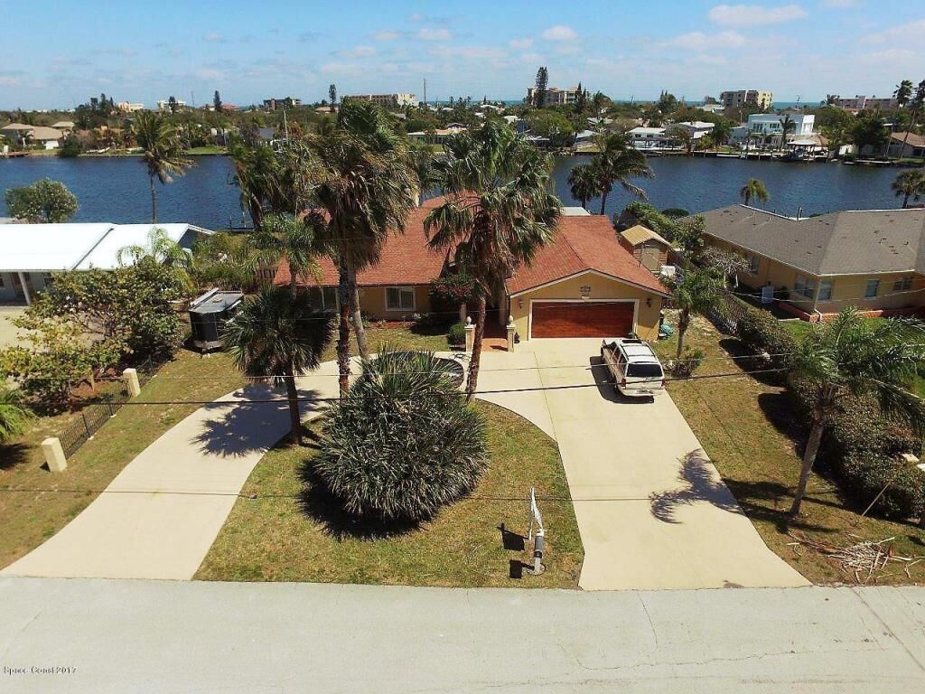 Property Photo:  1617 Bayshore Drive  FL 32931 