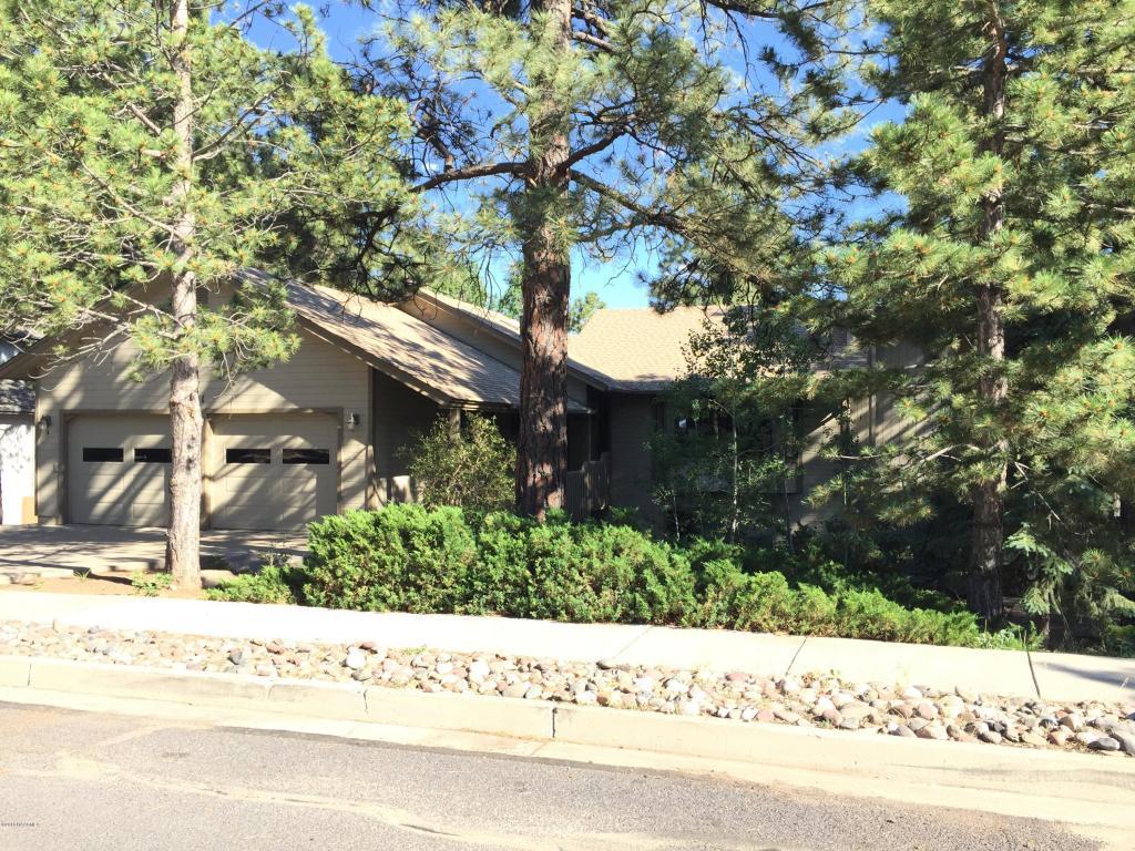 Property Photo: 2141 E Skyline Drive AZ 86004
