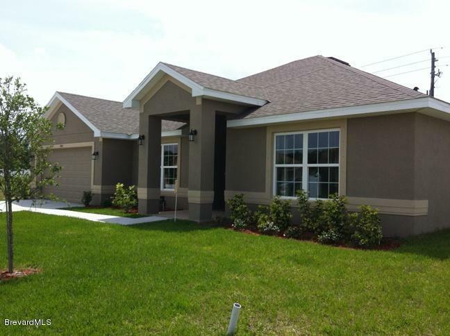 Property Photo:  283 SW Paquita Circle  FL 32908 