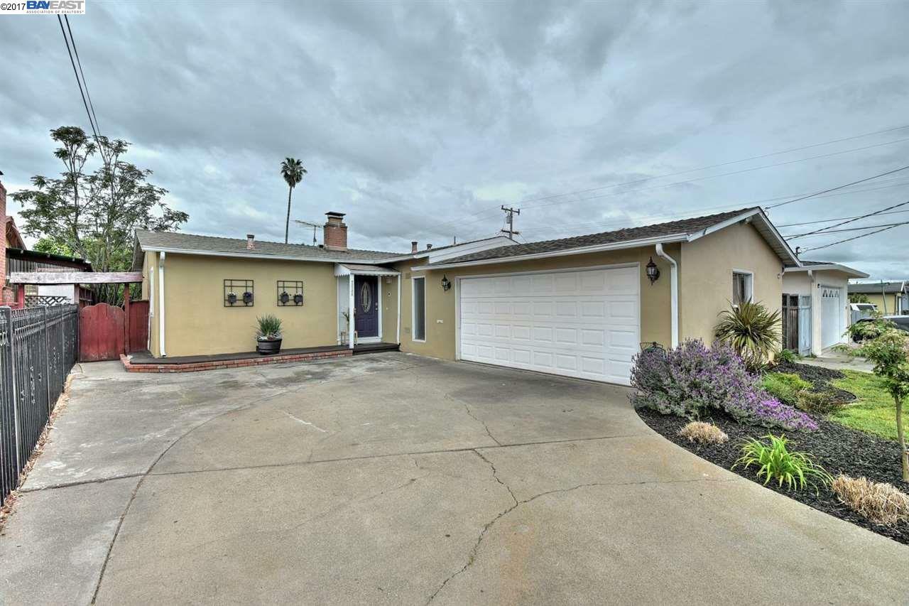 Property Photo: 28658 Etta Ave. CA 94544