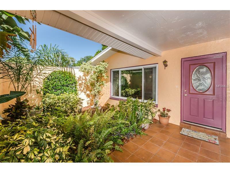 Property Photo: 3519 13th Avenue N FL 33713