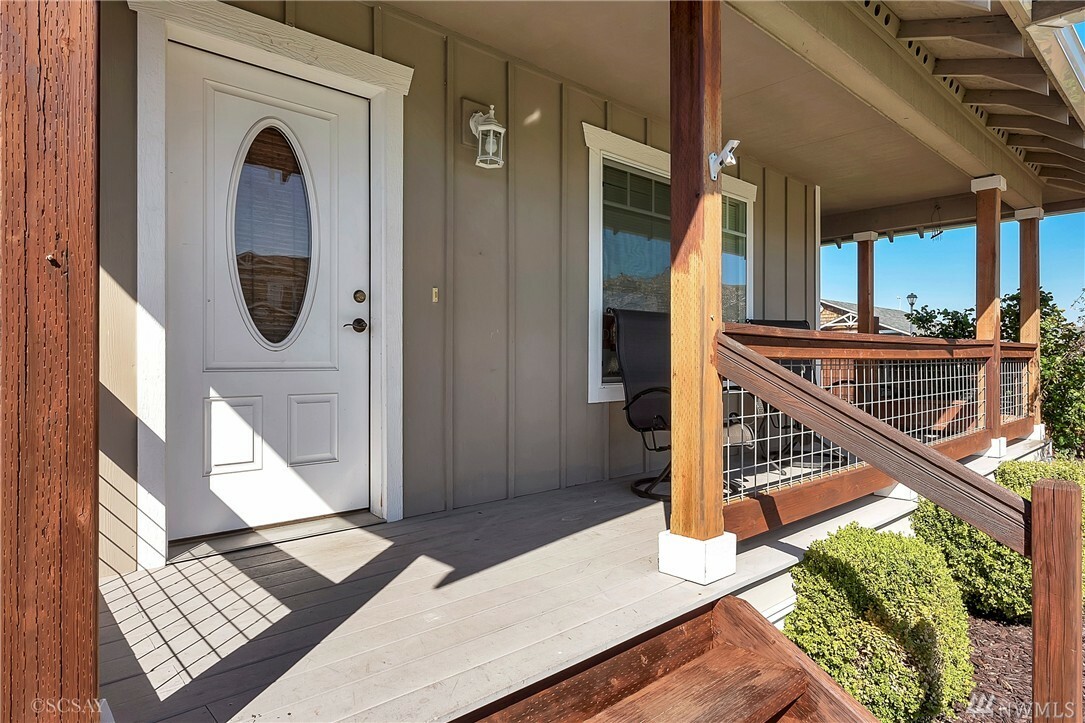 Property Photo: 4840 Outrigger Lp WA 98230
