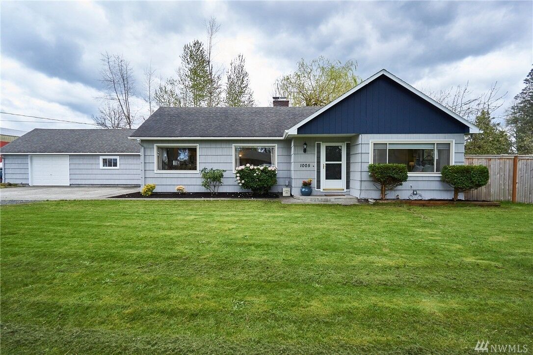 Property Photo: 1005 Jefferson Avenue WA 98321
