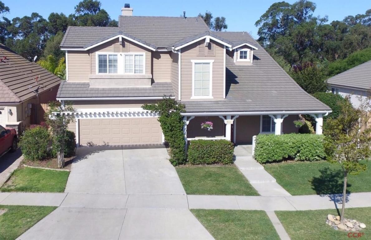 Property Photo:  2411 Darbeton Avenue  CA 93458 