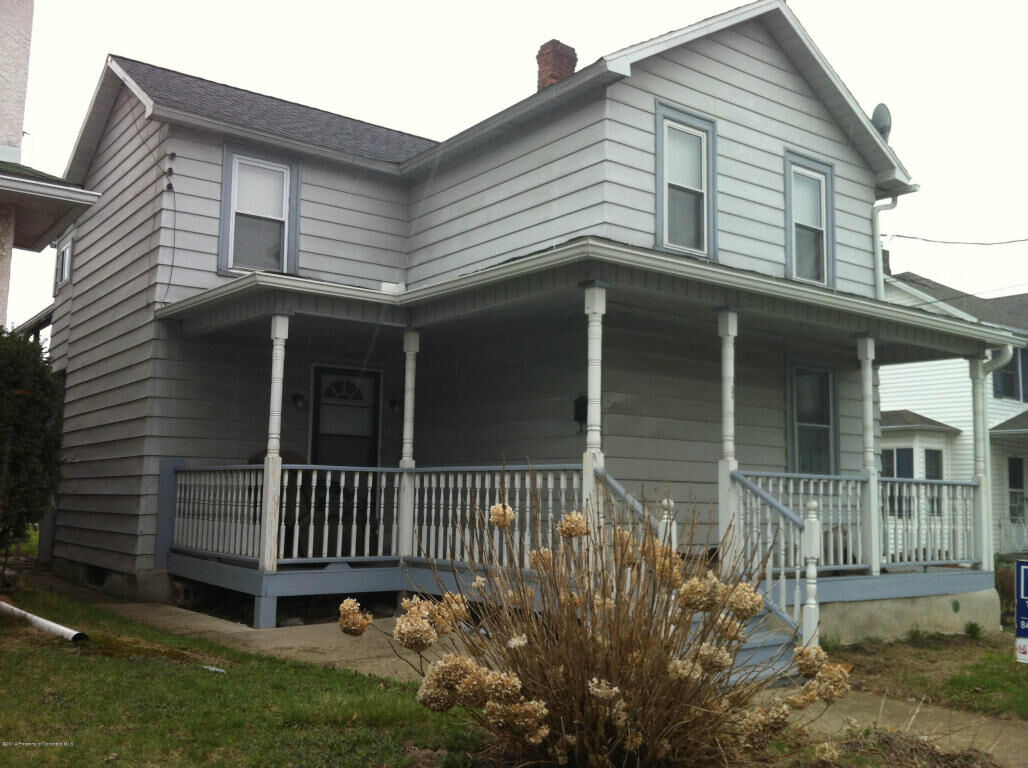 Property Photo:  604 Oak Street  PA 18518 