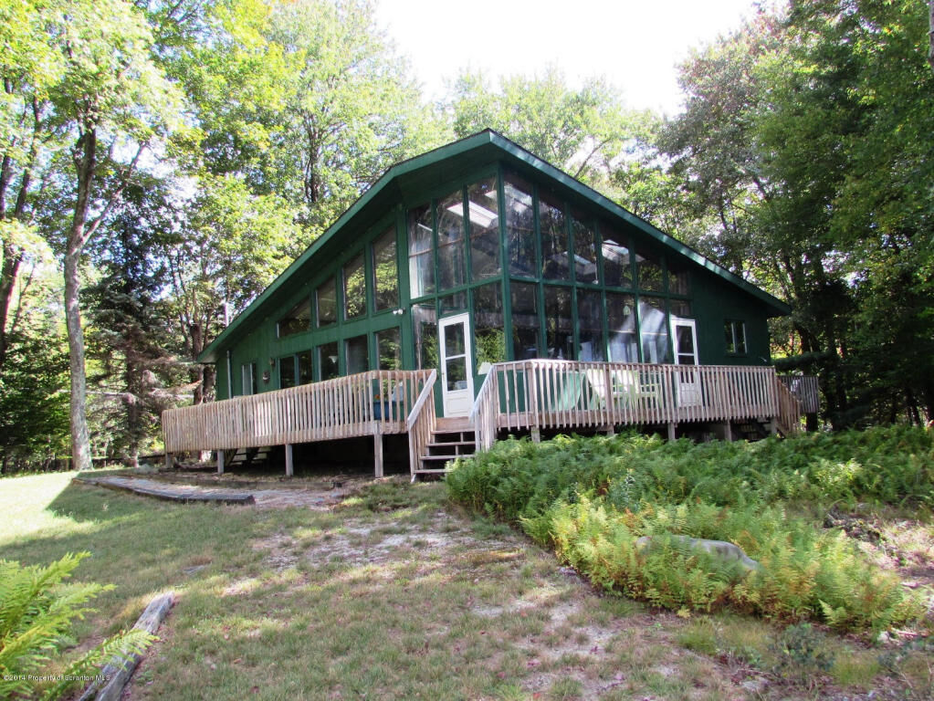 Property Photo: 5 Joseph Lane PA 18424