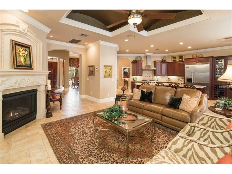 Property Photo: 6204 Foxfield Court FL 34786