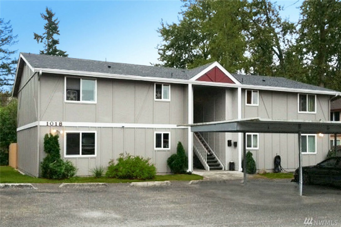 Property Photo:  1018 76th St Ct E  WA 98404 