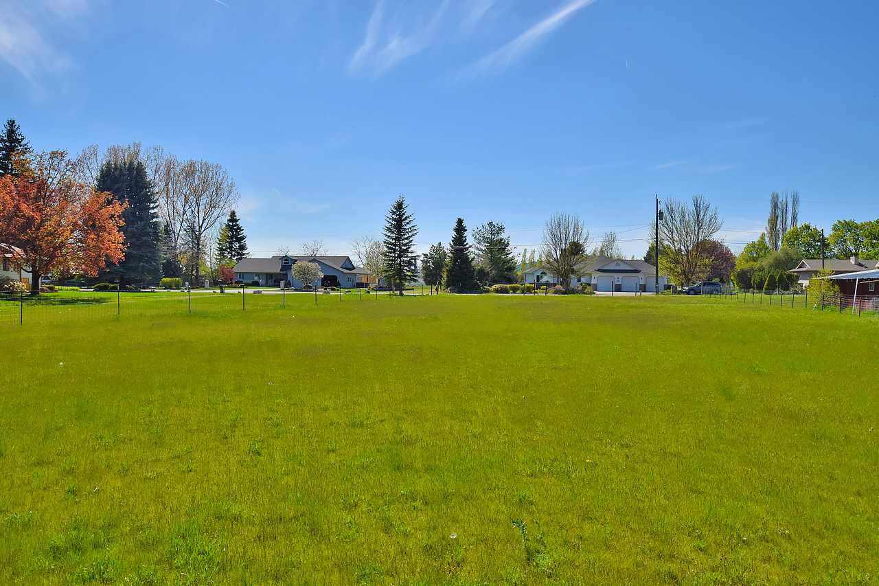 Property Photo:  4302 N Raymond Rd  WA 99212 