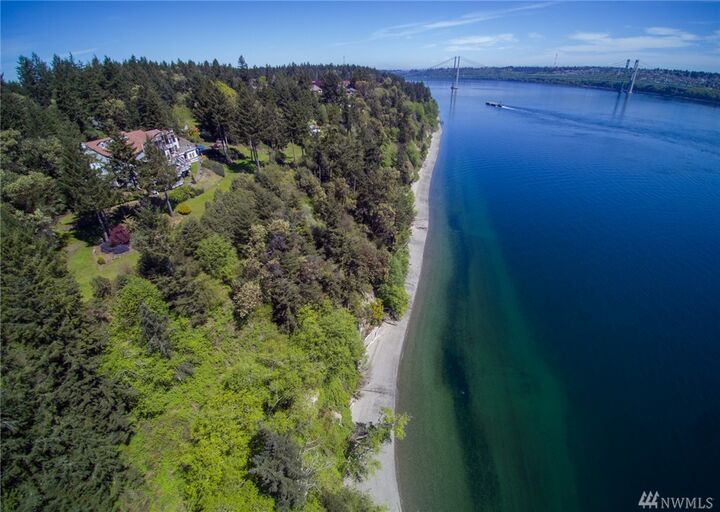 Property Photo:  101 27th Ave NW  WA 98335 