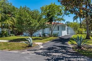 Property Photo: 529 NW 8th St FL 33004