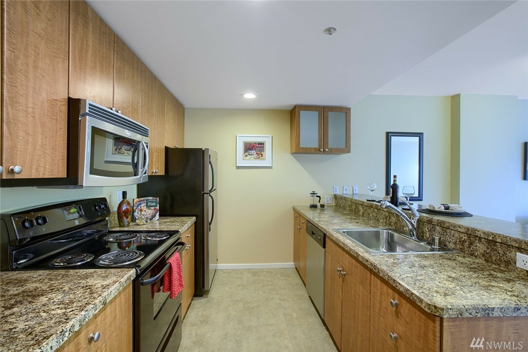 Property Photo:  2600 2nd Ave 310  WA 98121 