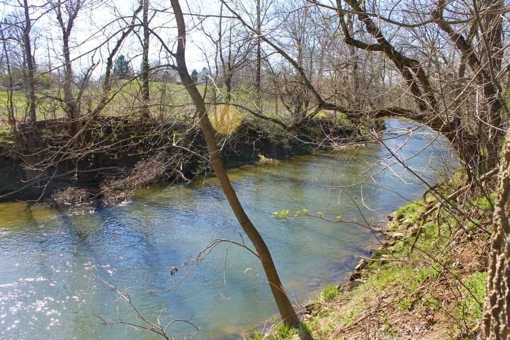 Property Photo:  23545 Coshocton Road  OH 43028 