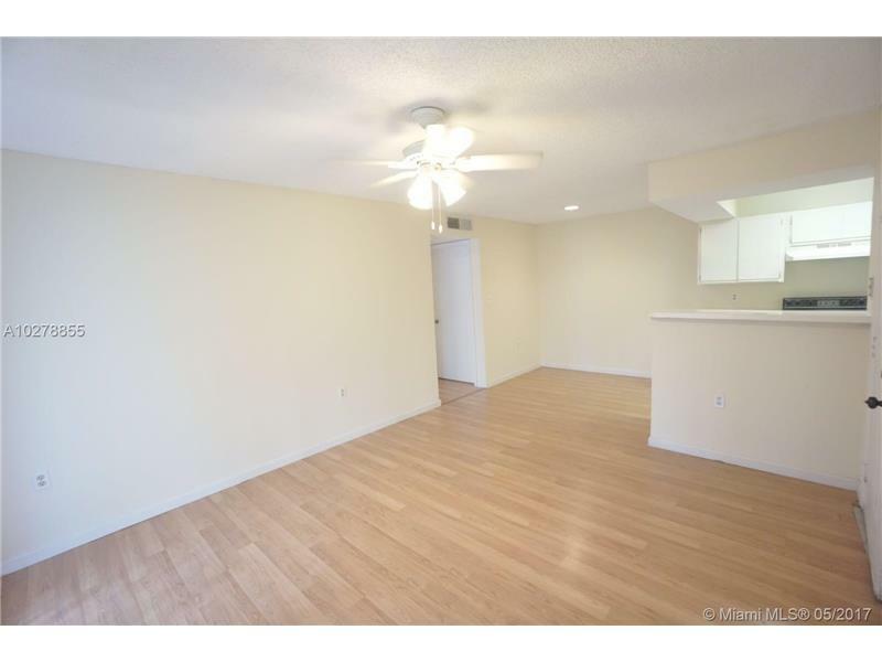 Property Photo:  15560 SW 104th Ter 6110  FL 33196 