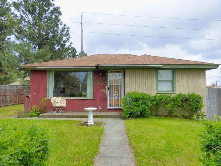 1307 E Dalke Ave  Spokane WA 99207 photo