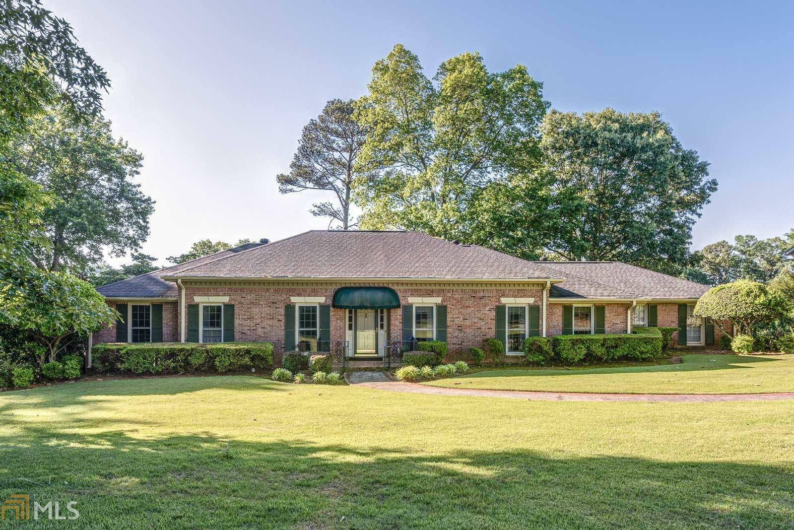 Property Photo:  12133 Mountain Laurel Dr  GA 30075 