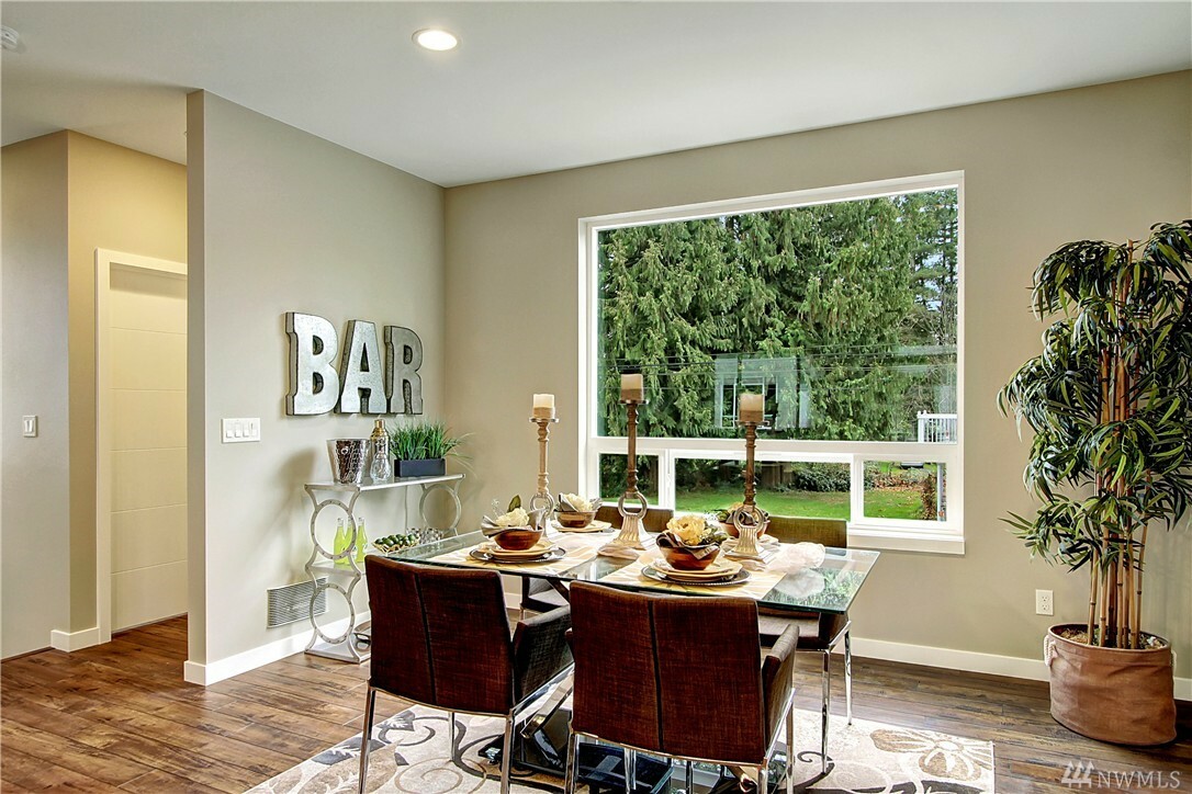 Property Photo: 13724 Ash Wy D-3 WA 98204