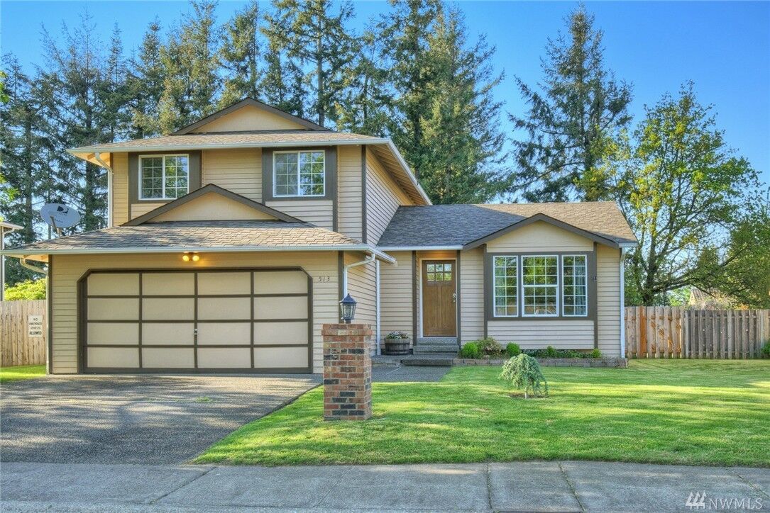 Property Photo: 513 Bathke Ave WA 98022