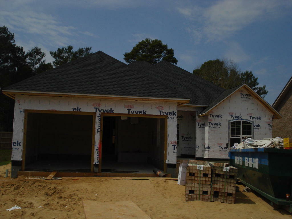 Property Photo: 39 Derby Downs Circle FL 32578