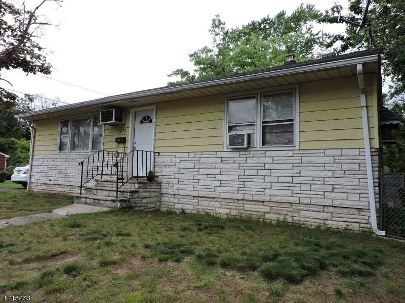 Property Photo:  1432 Division Ave  NJ 08854 