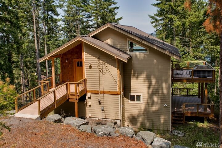 2986 Hales Passage Dr  Lummi Island WA 98262 photo