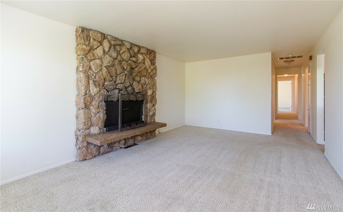 Property Photo: 5318 N 44th St WA 98407