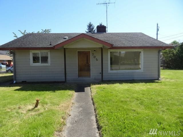 Property Photo:  702 Harman Wy S  WA 98360 