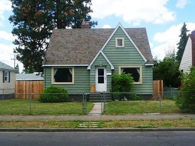 Property Photo:  4207 N Hawthorne St  WA 99205-1339 