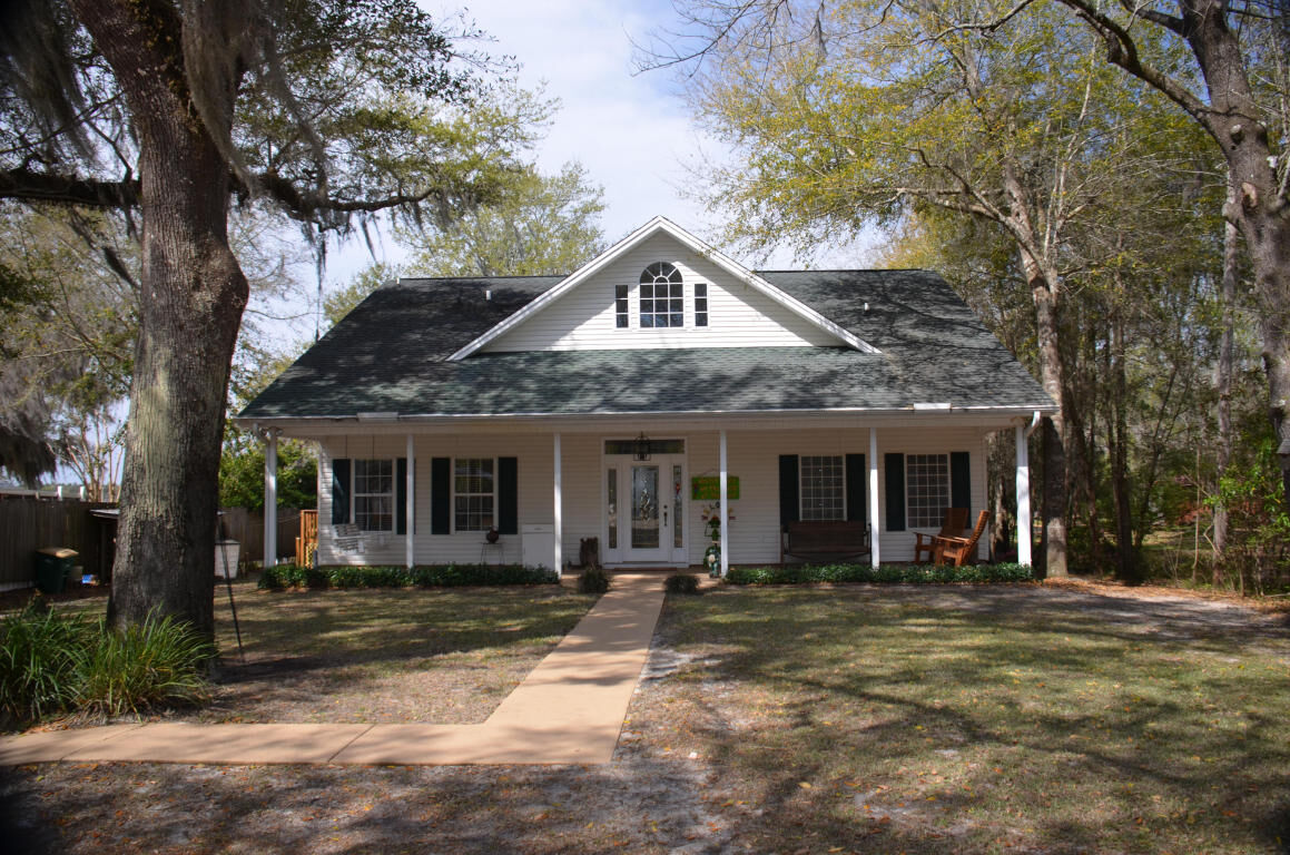 Property Photo: 3291 Cabot Cove FL 32566