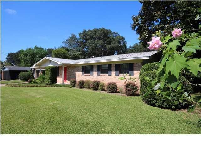 Property Photo: 227 NW Sotir Street FL 32548