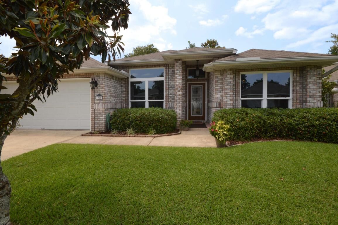 Property Photo: 1960 Chesapeake Ridge FL 32547