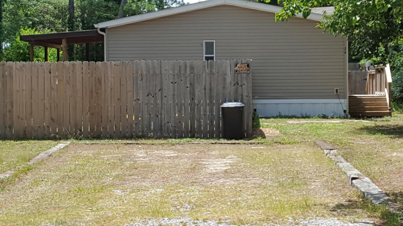Property Photo: 24 Owen Street FL 32578
