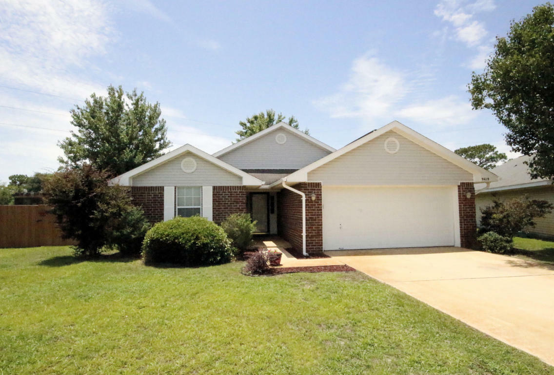 Property Photo:  9419 Parker Place Drive  FL 32566 