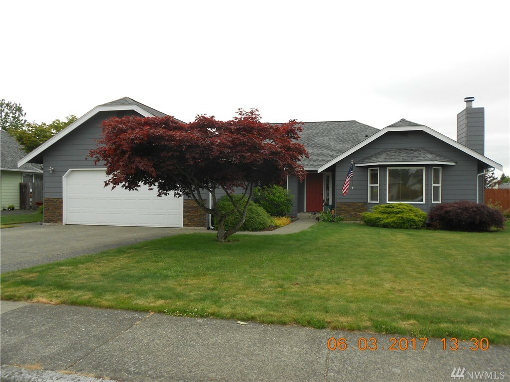 Property Photo:  1013 Ridgeway Dr  WA 98264 