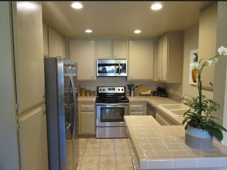 Property Photo: 10325 Caminito Cuervo 207 CA 92108