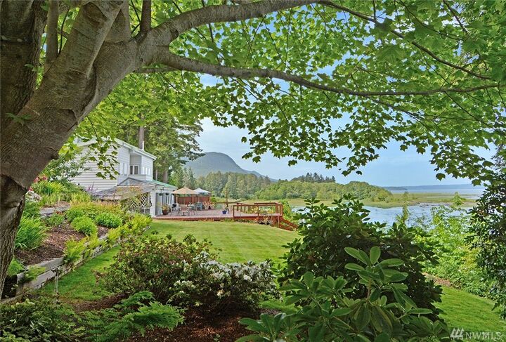 Property Photo:  307293  Hwy 101  WA 98320 