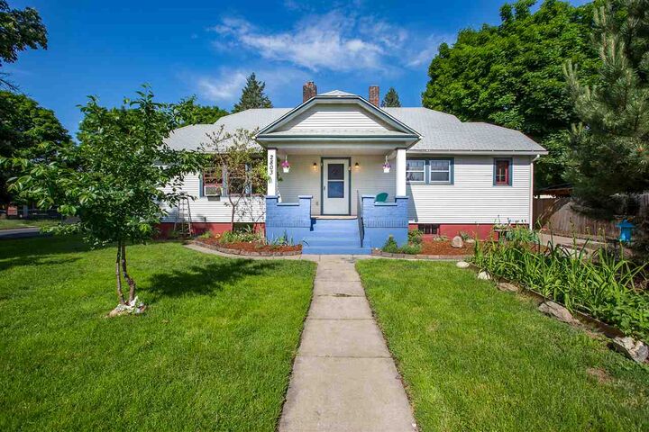 2803 N Adams St  Spokane WA 99205 photo