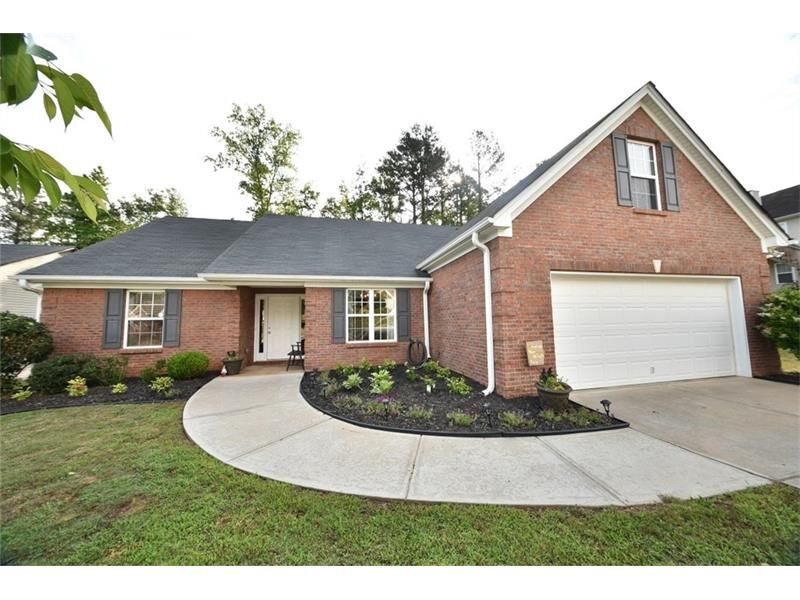 Property Photo:  1096 Jasmine Drive   30549 