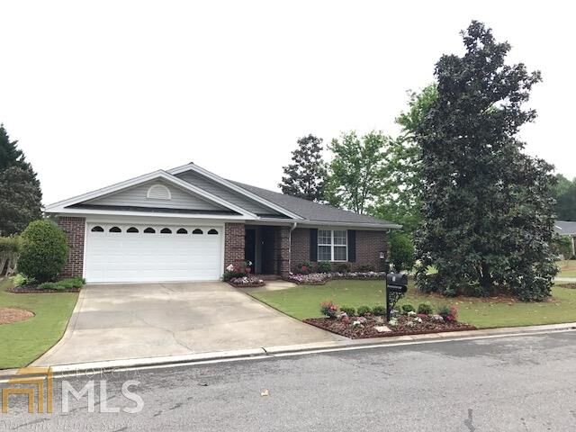 Property Photo:  10 N Pointe Drive NE  GA 30161 